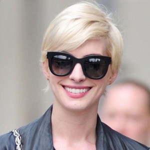 anne-hathaway-thierry-lasry-sexxxy