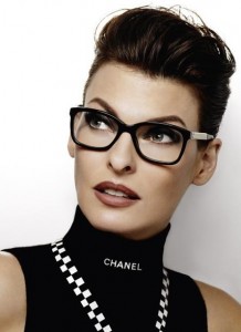 Linda Evangelista gafas