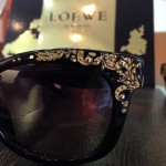 LOEWE gafas de sol y graduado con print barroco negro y oro